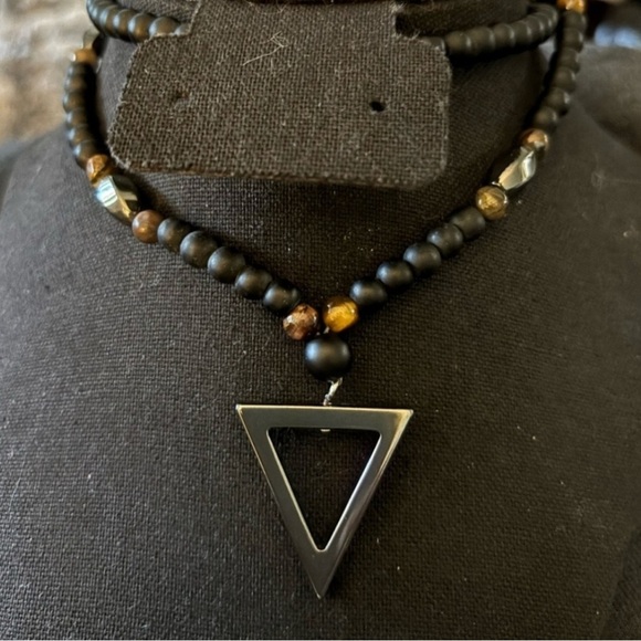 Black and Gold Hermatite and Lava Beaded Necklace with Triangle Pendant - Picture 5 of 7